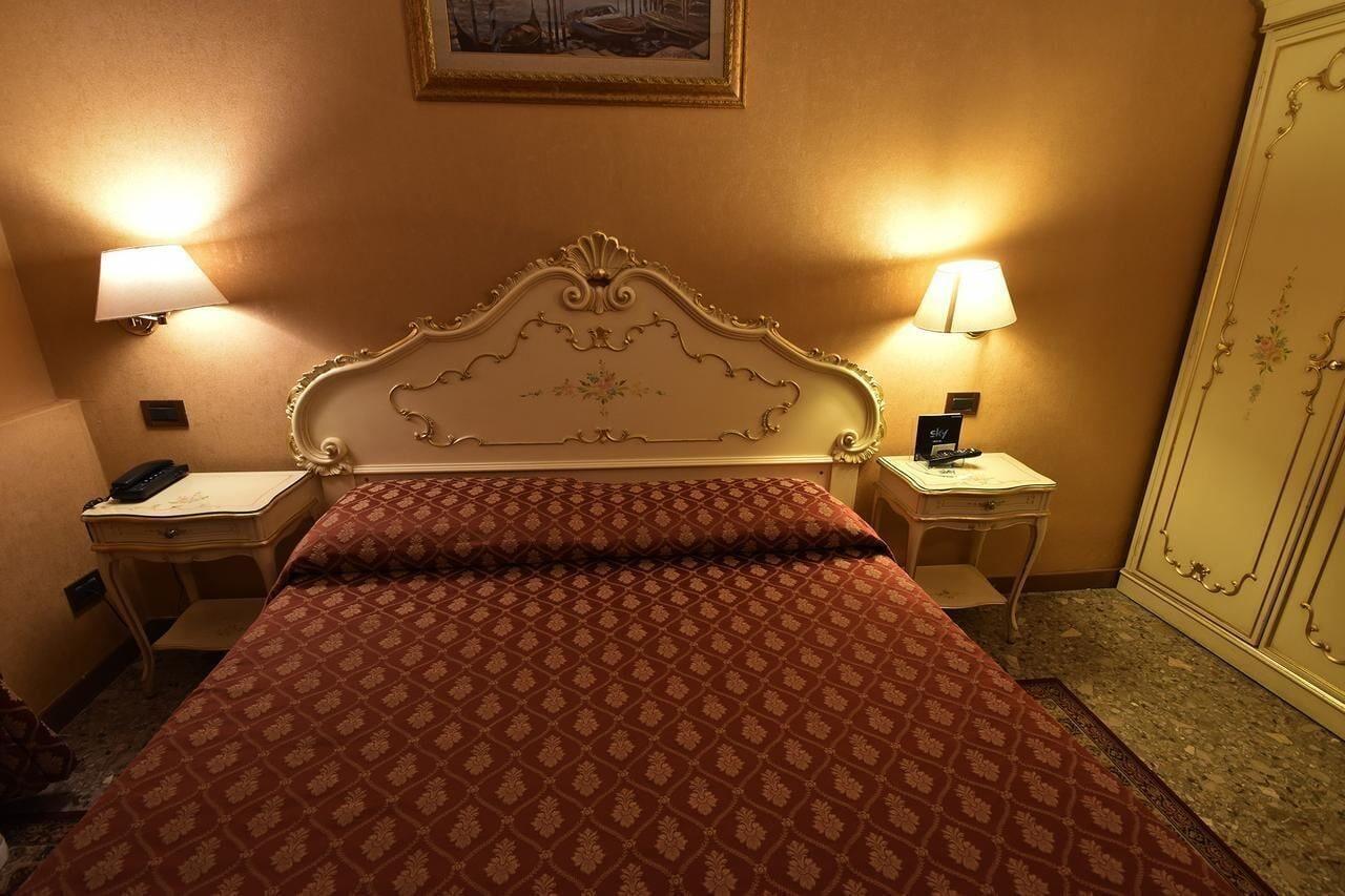 Locanda Poste Vecie Венеция Экстерьер фото