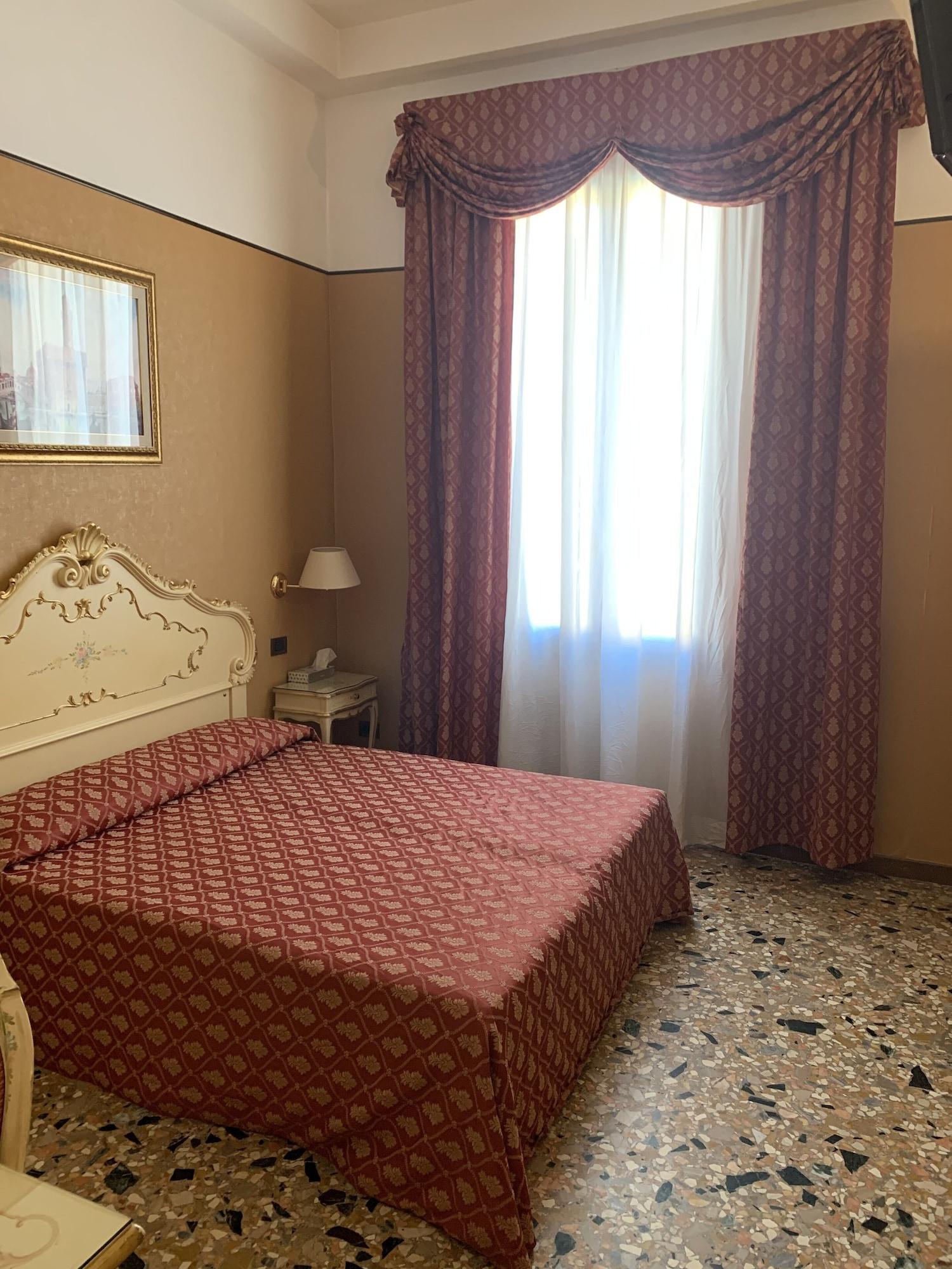 Locanda Poste Vecie Венеция Экстерьер фото