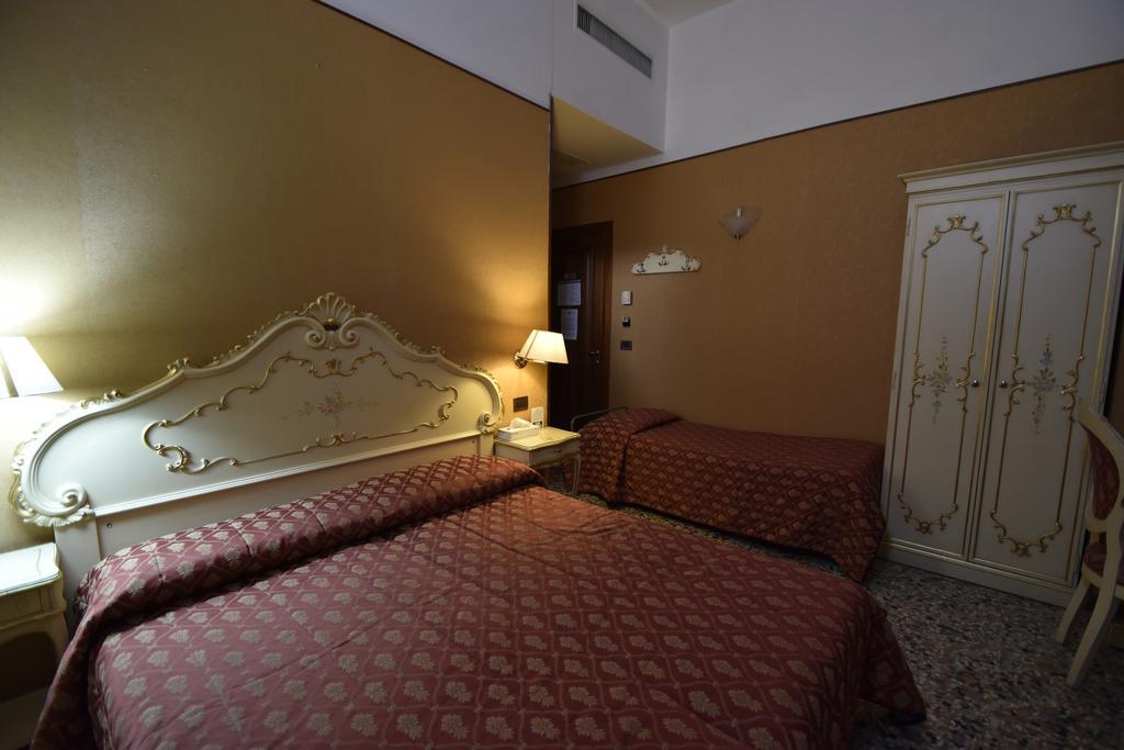 Locanda Poste Vecie Венеция Экстерьер фото